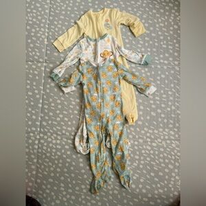 Baby Pajama Set with Lion King Characters
9 Months
